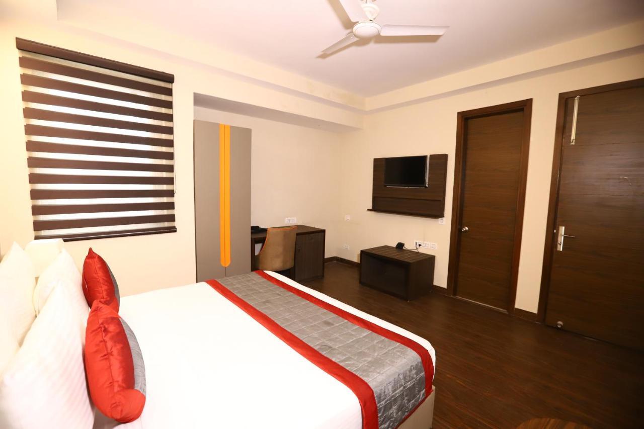 Hotel Azulo Inn Bhikaji Cama Place Delhi - Couple Friendly Local Ids Accepted Nueva Delhi Exterior foto